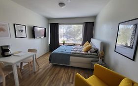 Central Studio - Easy Check-In, Free Parking & Wifi